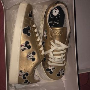 Moa Mickey Mouse sneakers